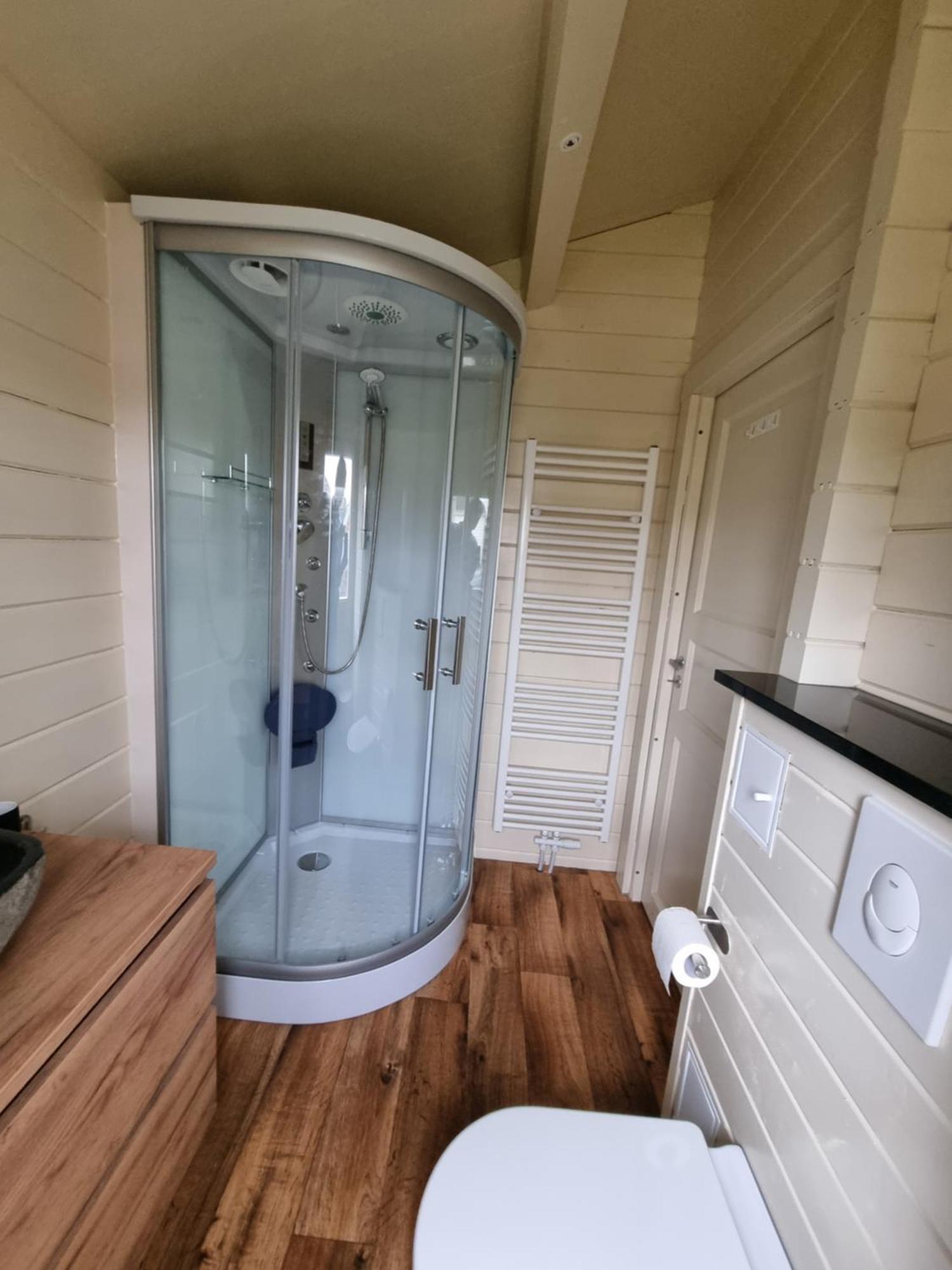 Nieuw - Luxe Blokhut Chalet In Bosrijke Omgeving Anloo Extérieur photo